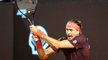 Zverev toma susto, mas vence Bu e avança no Rio Open