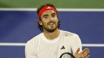 Tsitsipas avança em Indian Wells